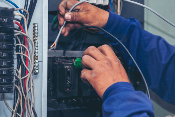 Best Local Electrician Companies  in Simsbury Center, CT